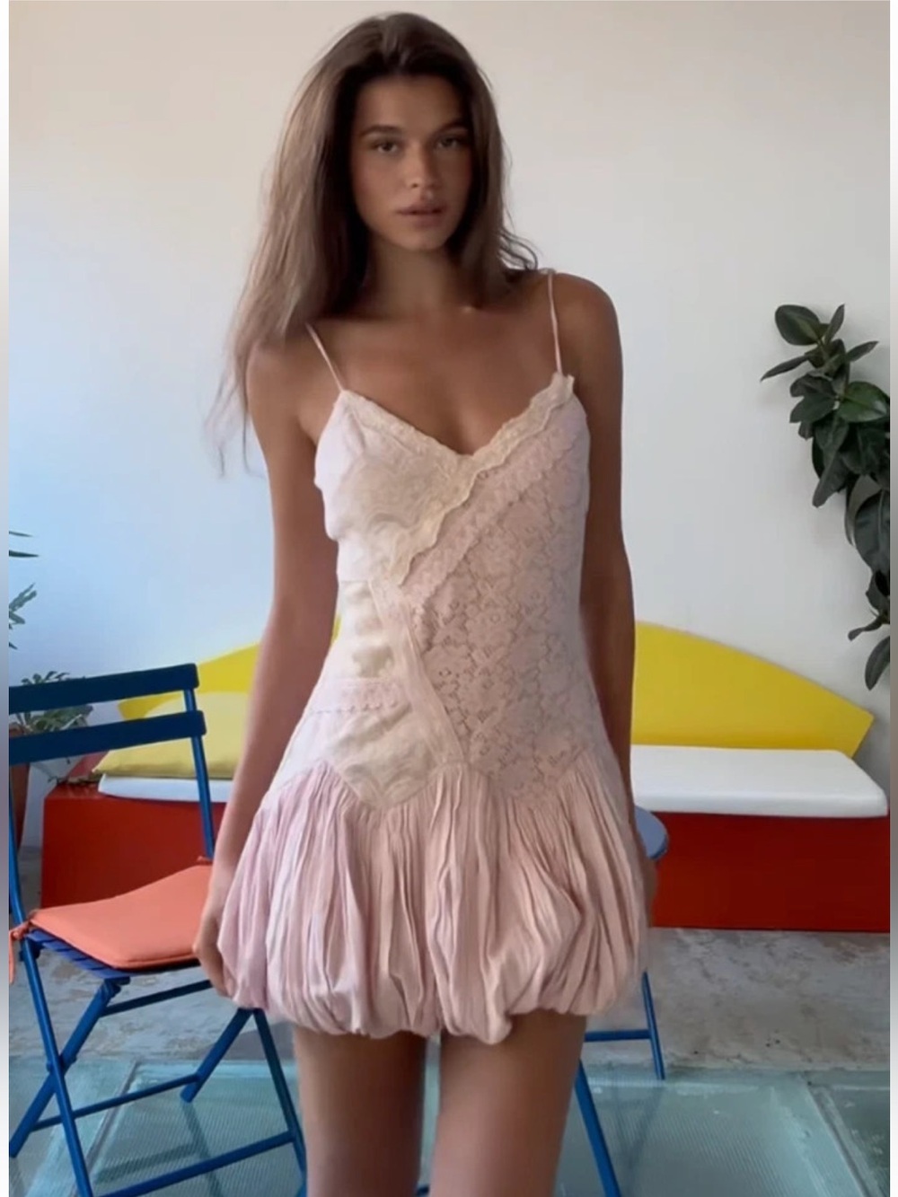 VIRAL Zara LACE BUBBLE HEM MINI DRESS SIZE M
🚨NO DISCOUNT - Picture 9 of 11
